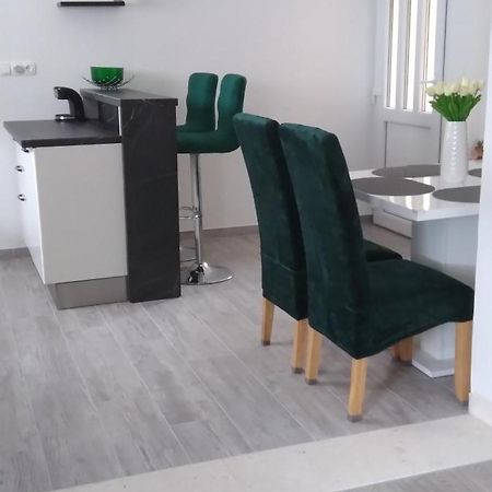 Apartment Seaview Jelsa Racic 外观 照片