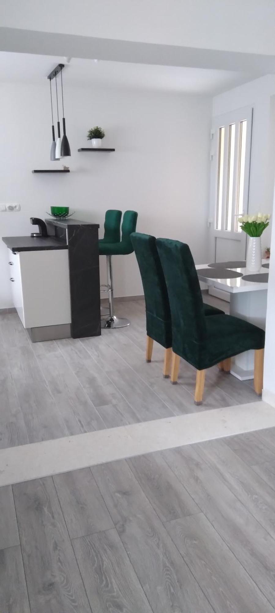 Apartment Seaview Jelsa Racic 外观 照片